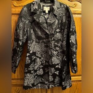 Women’s White House Black Market Rose Trench Coat Large